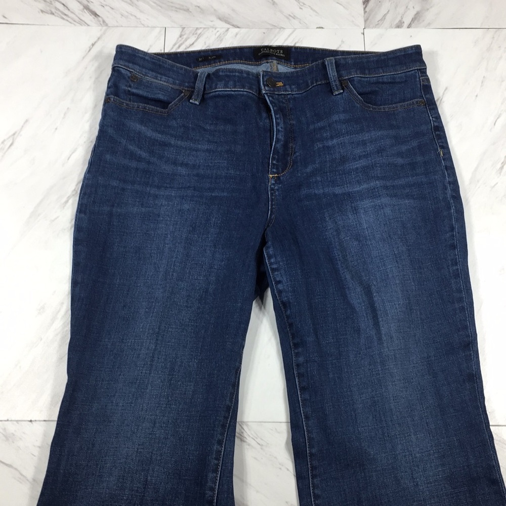 ⭐️ 16 TALBOTS FLARE FIVE-POCKET BLUE JEANS